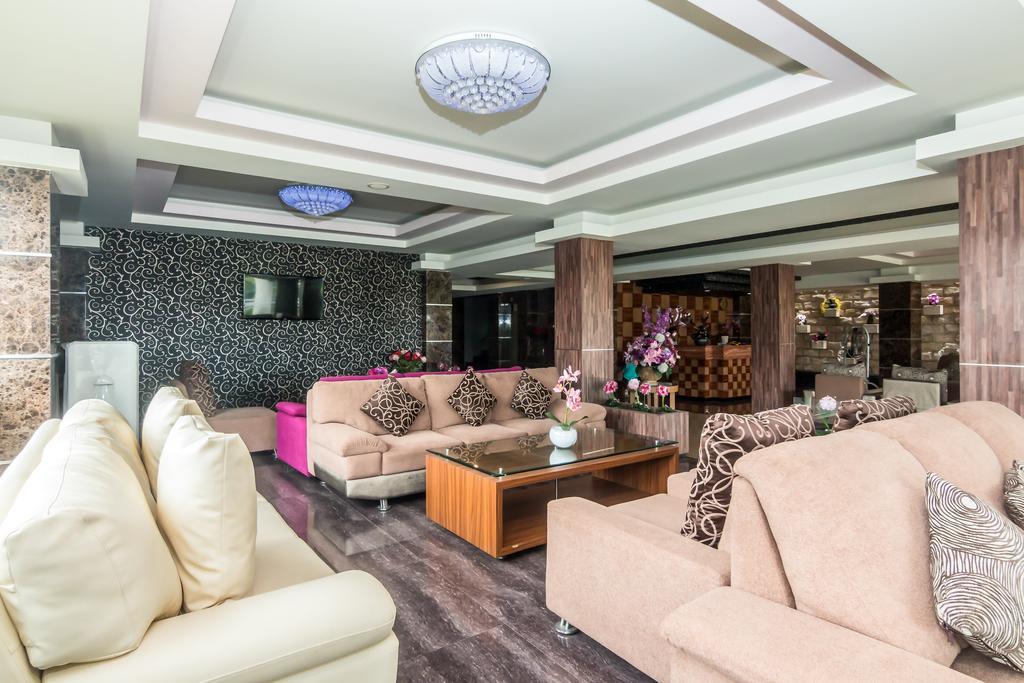 Zen Rooms Denpasar Marlboro Экстерьер фото