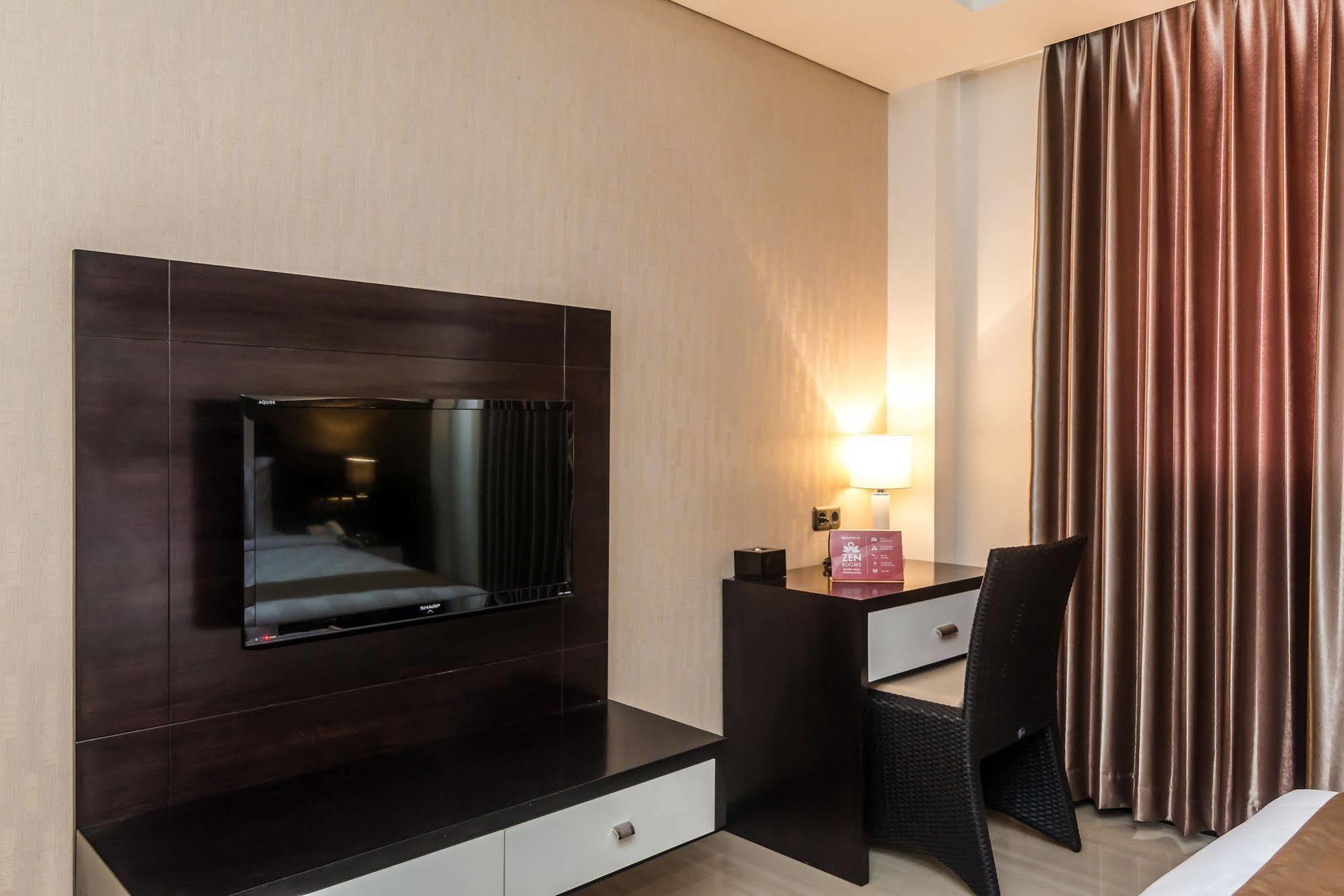 Zen Rooms Denpasar Marlboro Экстерьер фото